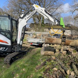 BOBCAT Minibagger E27 oder E19 mit Holzgreifer